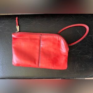HOBO Sable Leather Ring-Handle Wristlet - Hibiscus